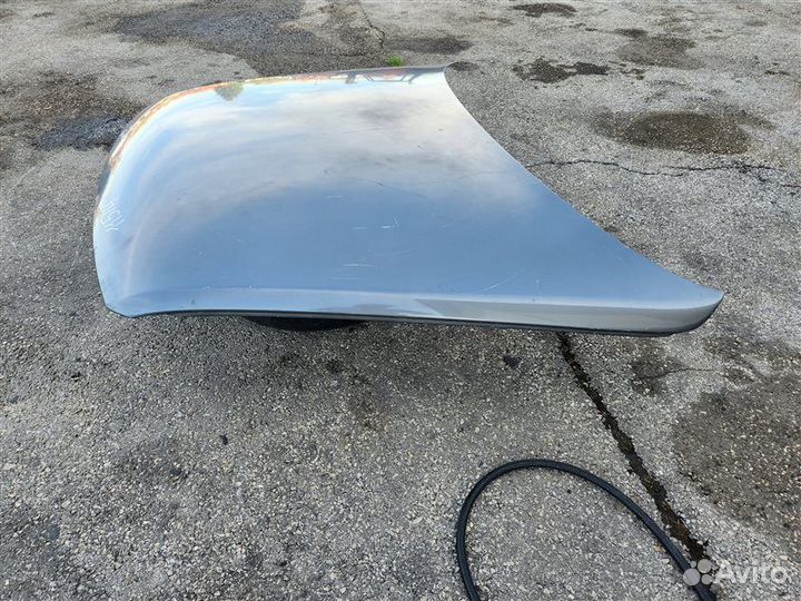 Капот Volkswagen Touareg 1 2010