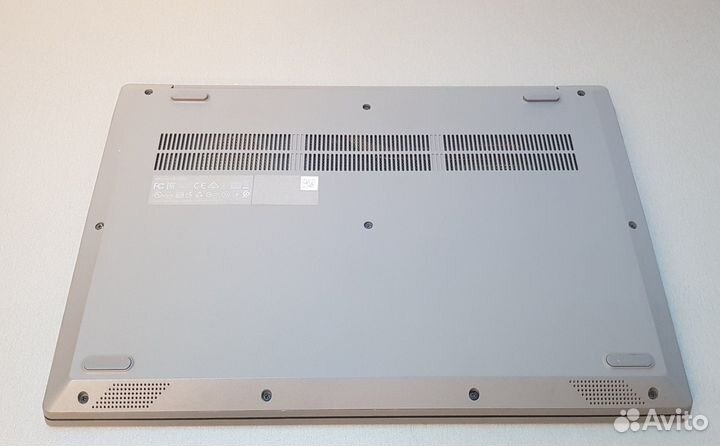 Ноутбук для игр и работы Ryzen 3500U + Vega 8