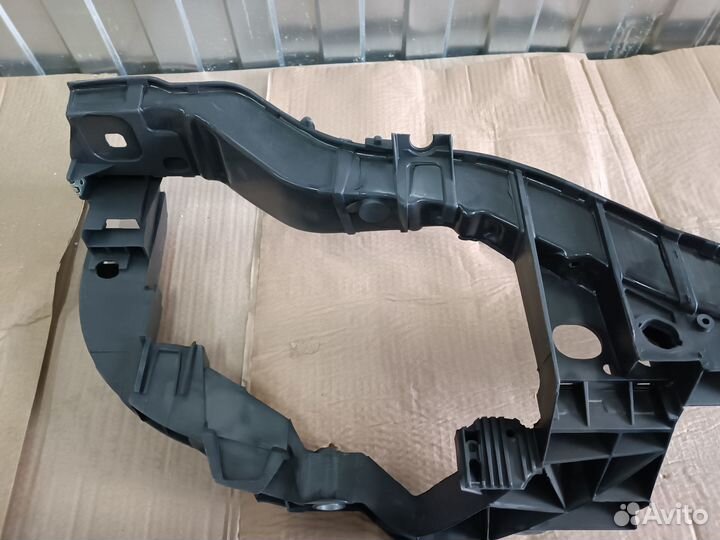 Панель передняя Ford Focus 2012-2014 1845674