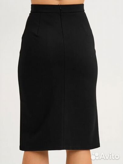 Юбка миди с разрезом в чёрном цвете