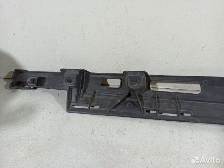 Кронштейн Mercedes Ml W166 2011-2015