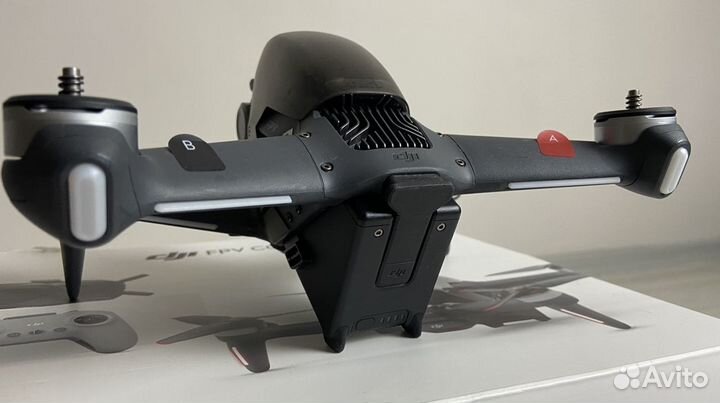 Квадрокоптер DJI FPV