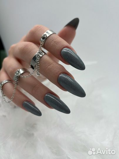 Пудровый маникюр