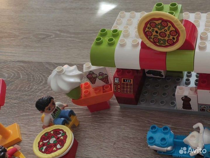 Lego duplo 10834 (Пиццерия)