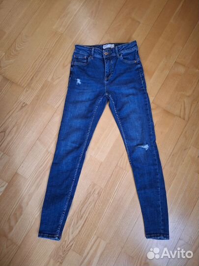 Джинсы Bershka р. EUR 36