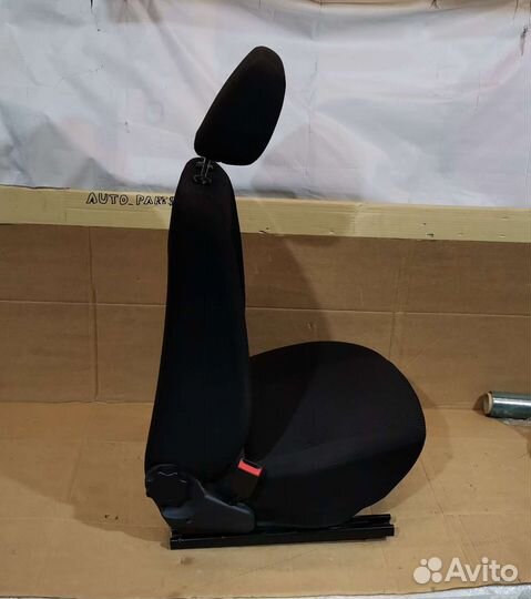 Сиденья переднее левое Датсун он До