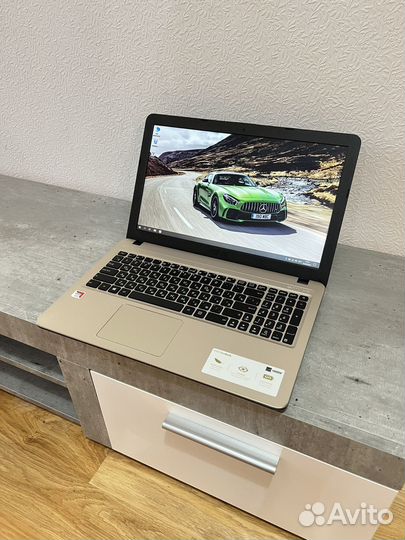 Мощный FullHD A6-9225/8GB/SSD/в идеале