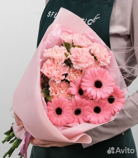 Букет из Гермини, Гвоздики «Розовая карамелька»