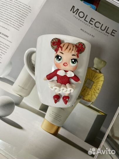 Кружка с декором из полимерной глины