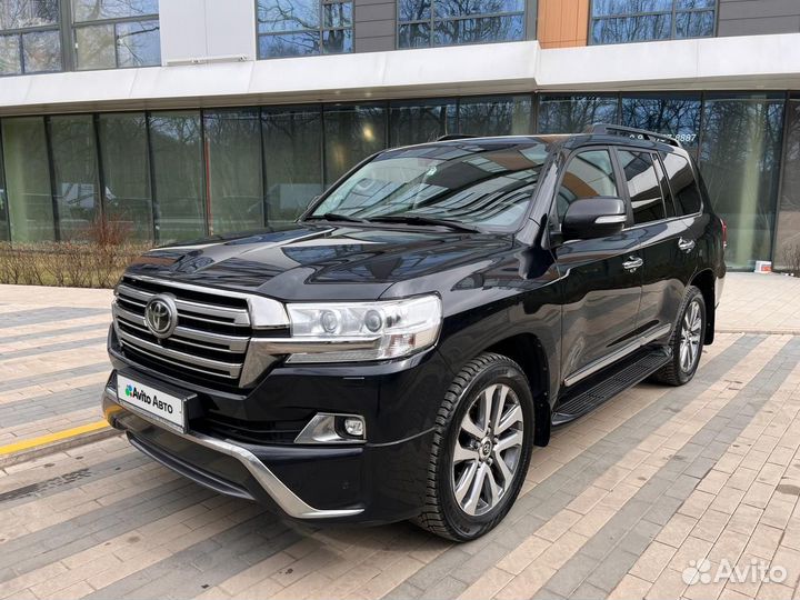 Toyota Land Cruiser 4.6 AT, 2017, 168 000 км