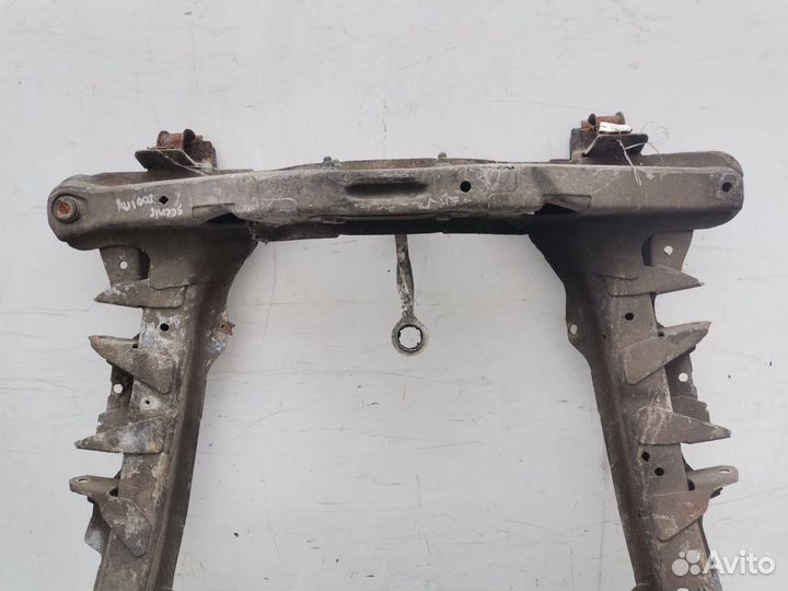 Передняя балка (подрамник) Renault Scenic рест