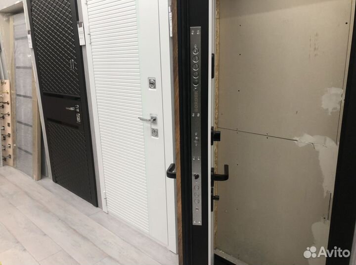 Стальная дверь