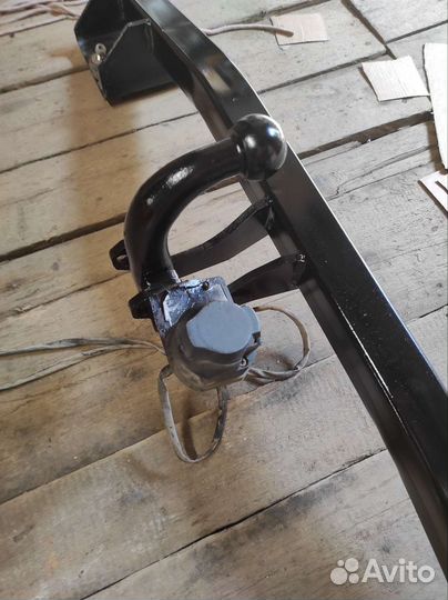 Фаркоп на Mitsubishi Outlander 3