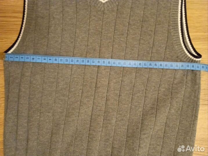 Жилет школьный для мальчика новый