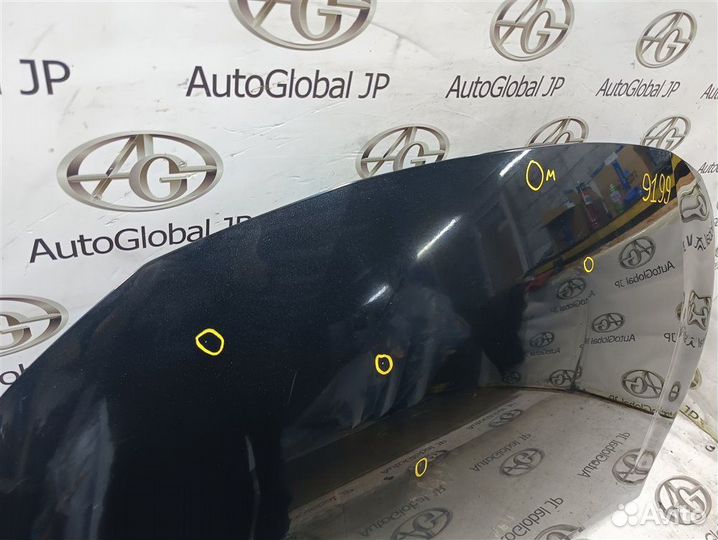 Капот Toyota Corolla