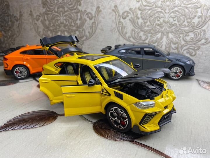 Машинка Ламборгини Урус с Выхлопом/Дымом