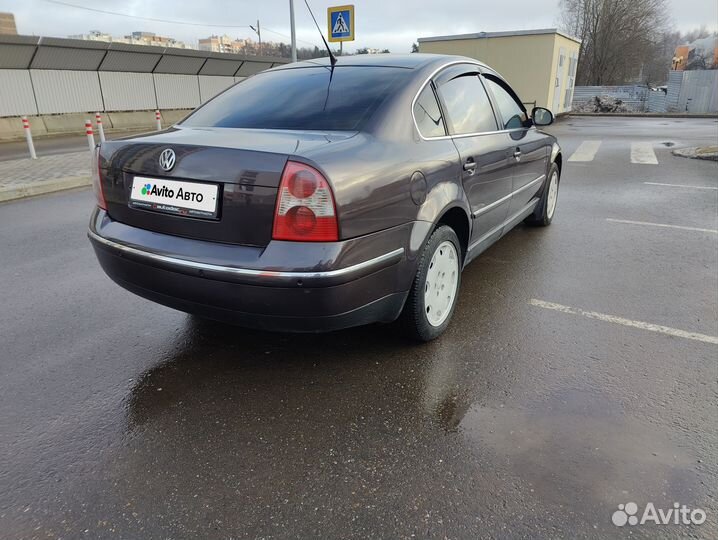 Volkswagen Passat 1.8 AT, 2004, 268 000 км