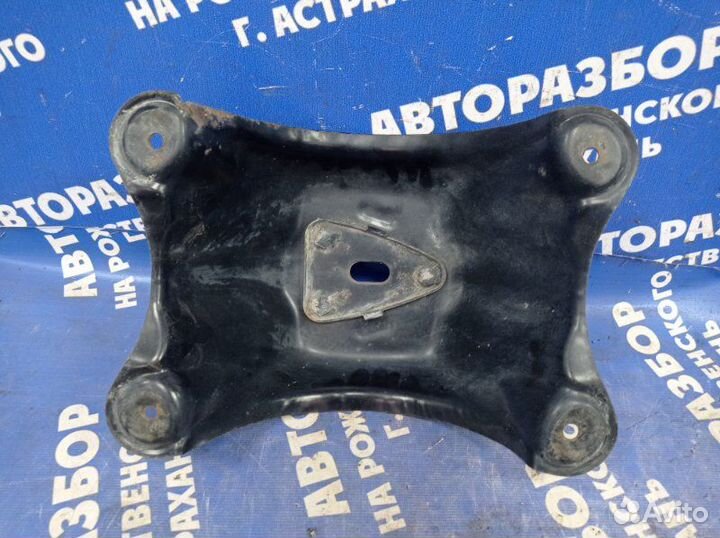 Крепление запасного колеса Chery Tiggo T11