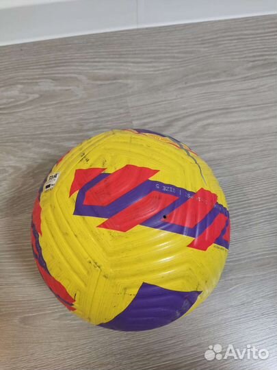 Футбольный мяч Nike Flight