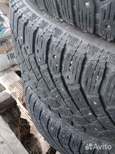 Continental Conti4x4IceContact 235/60 R18