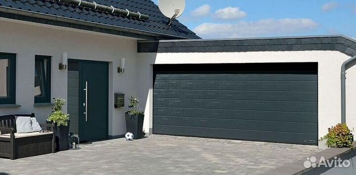 Секционные ворота