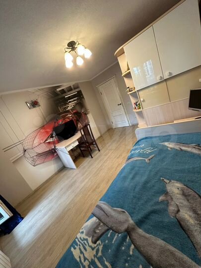 2-к. квартира, 70 м², 1/10 эт.