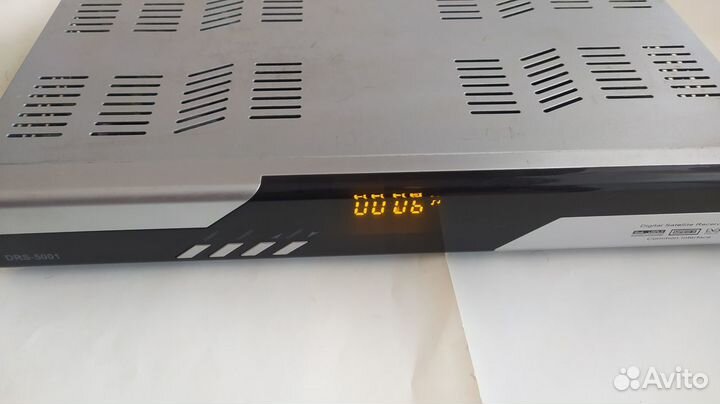 Спутниковый тюнер DRS-5001