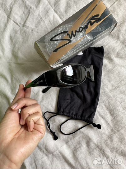 Солнцезащитные очки спортивные