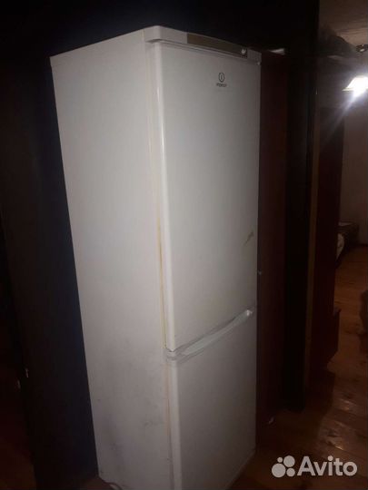 Холодильник