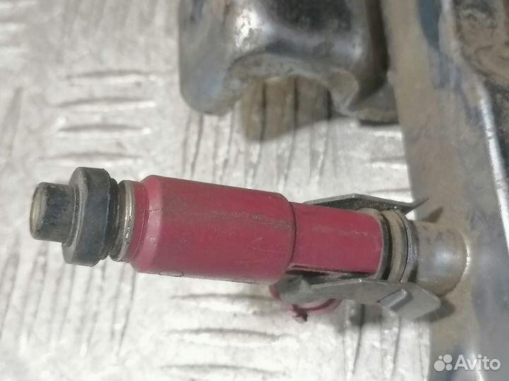 Форсунка двигателя Mazda 3 BK бк