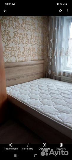 Кровать