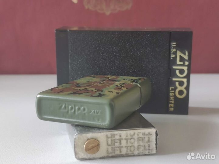 Зажигалка Zippo Camouflage Regular Lighter 219