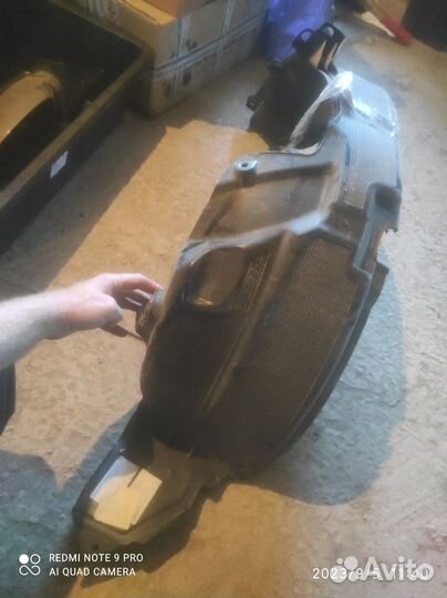 Передний левый подкрылок Киа Рио 3