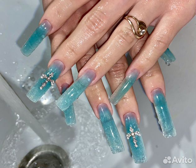 Наращивание ногтей