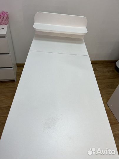 Стол для маникюра складной