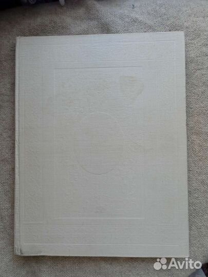 Крупногабаритный альбом итальянской живописи