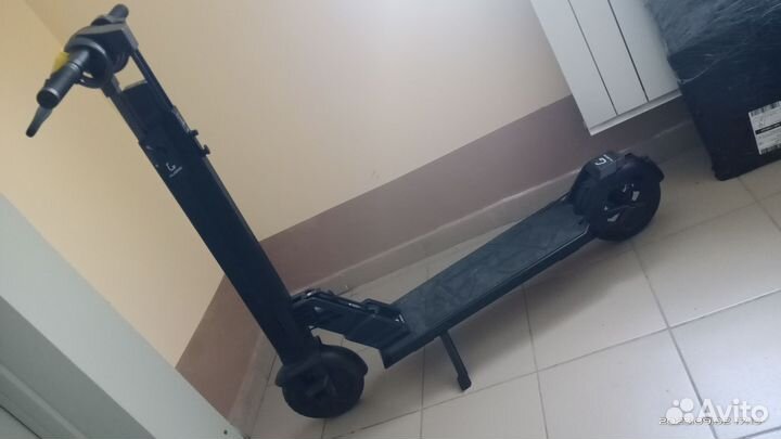 Самокат взрослый электрический бу