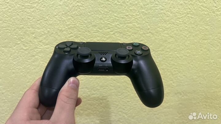 Оригинал отл. сост. dualshock 4 v2