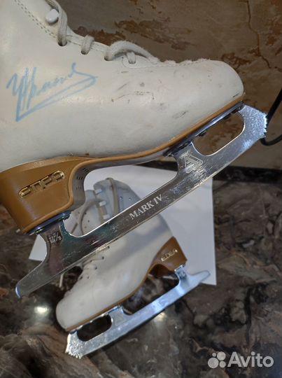 Фигурные коньки edea