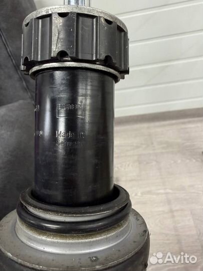 Оригинальные Передние Амортизаторы с регулировкой