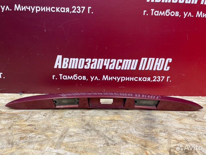 Накладка крышки багажника Renault Scenic