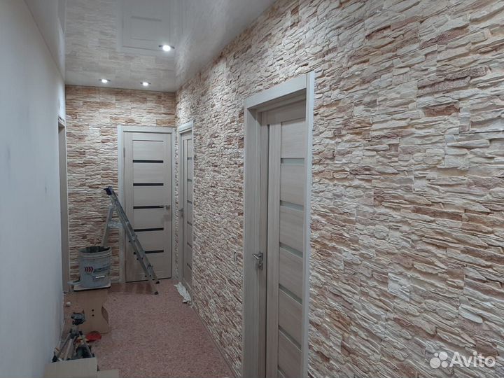 Укладка плитки,установка сантехники,монтаж дверей