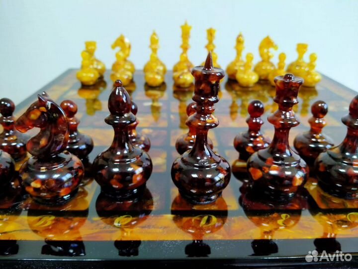 Янтарные Шахматы, Шахматы из Янтаря
