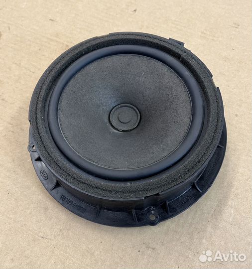 Динамик двери передней 963302P300 Киа Соренто 2