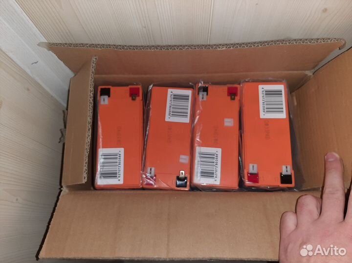 Аккумуляторная батарея геливая Delta HR12-9 12V9Ah