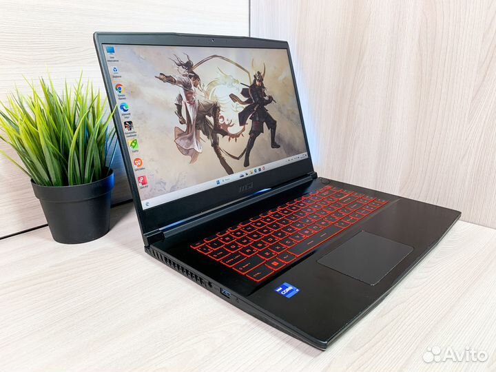 Игровой ноутбук MSI Core i7-11800H/RTX 3050Ti/16Gb