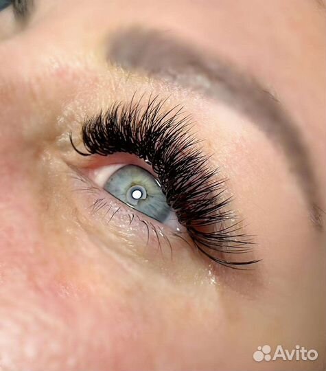 Наращивание ресниц на дому