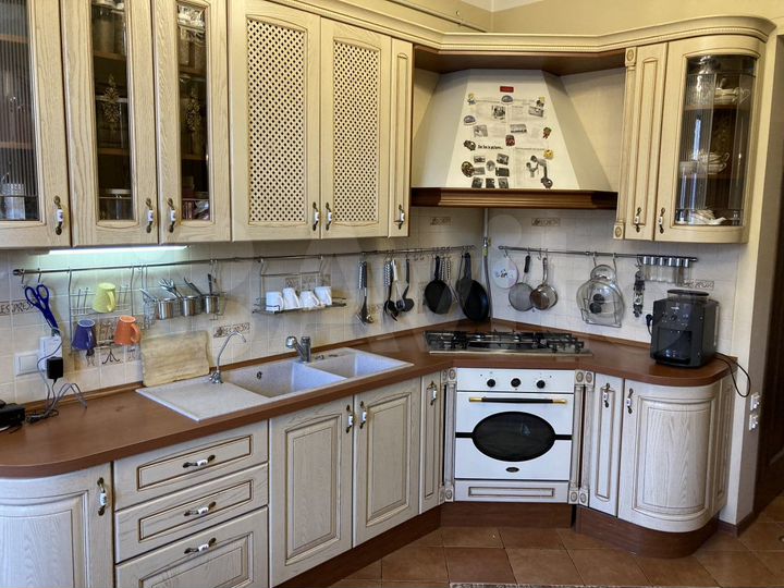 Комната 22 м² в 5-к., 3/11 эт.