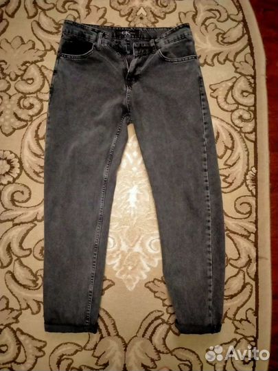 Джинсы Calvin Klein