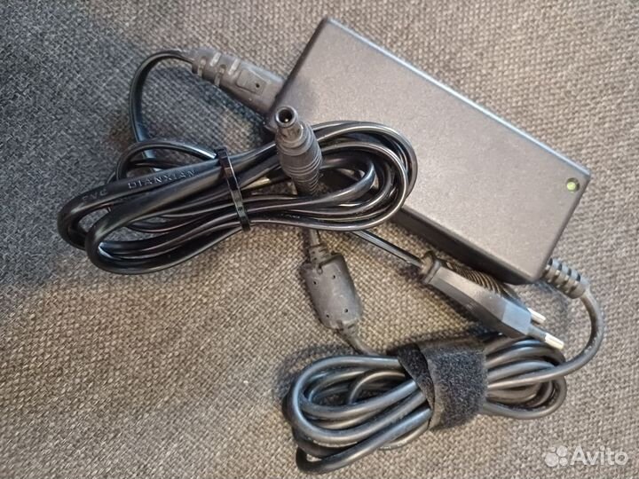 Блок питания для ноутбука 19.5v